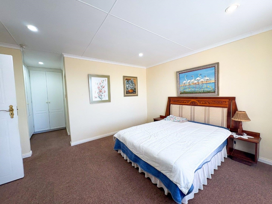 3 Bedroom Property for Sale in Stilbaai Western Cape
